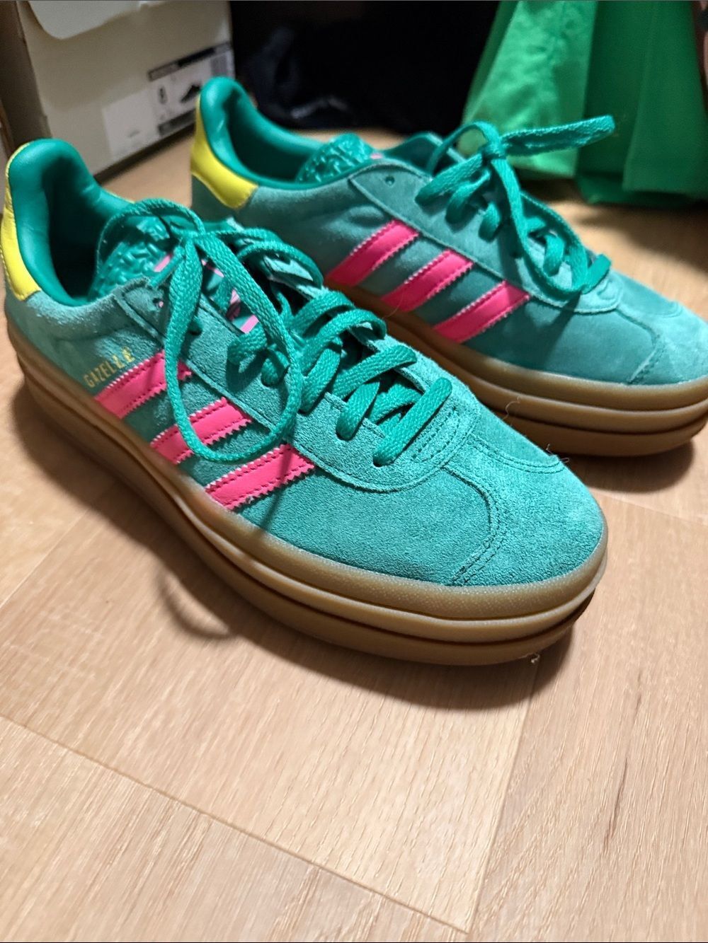 Adidas Green & Pink Stripe Suede GAZELLE Size 7.5 Yellow Heel - WORN ONCE